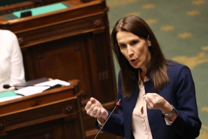 Answers to parliamentary questions on the Corona crisis