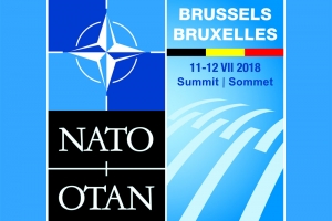 Présentation du logo du Sommet de Bruxelles 2018 avec le Secrétaire général de l'OTAN