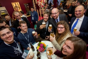 Bezoek aan de beurs Horecatel samen met minister Willy Borsus in Marche-en-Famenne. 