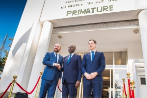 Arbeitsbesuch im Senegal: Treffen mit dem senegalesischen Premierminister Mahammed Boun Abdallah Dionne und dem Minister der Entwicklungszusammenarbeit Alexander De Croo.