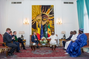 Arbeitsbesuch im Senegal: Unterredung mit dem senegalesischen Präsidenten Macky Sall.