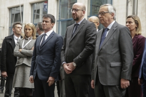 Moment of reflection at the Maelbeek metro station and encounter with French Prime Minister Manuel Valls.