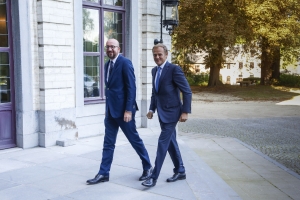 •	Réunion de travail avec le Président du Conseil européen Donald Tusk.