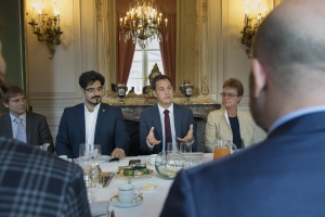 Informele ontmoeting met ceo’s van digitale ondernemingen in het Egmontpaleis